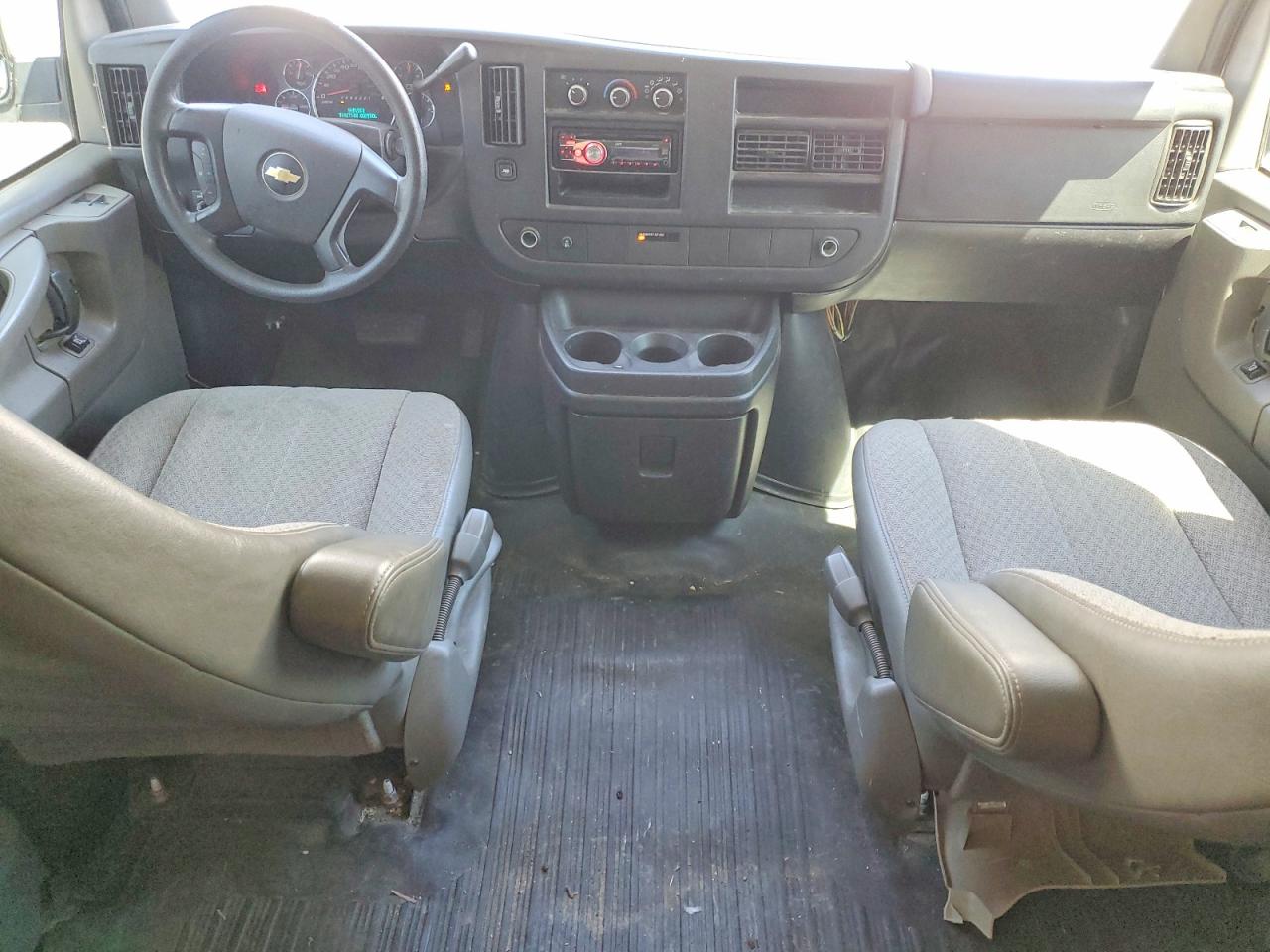 2014 CHEVROLET EXPRESS