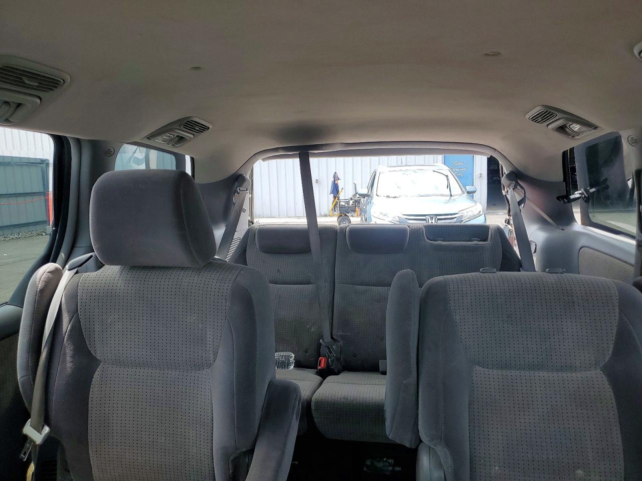 2009 TOYOTA SIENNA