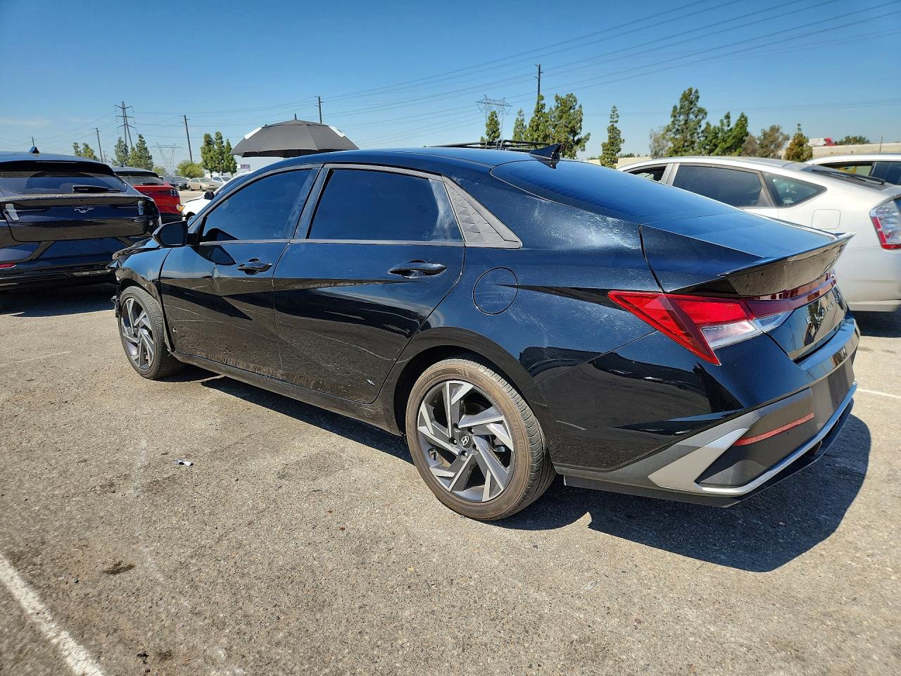2025 HYUNDAI ELANTRA
