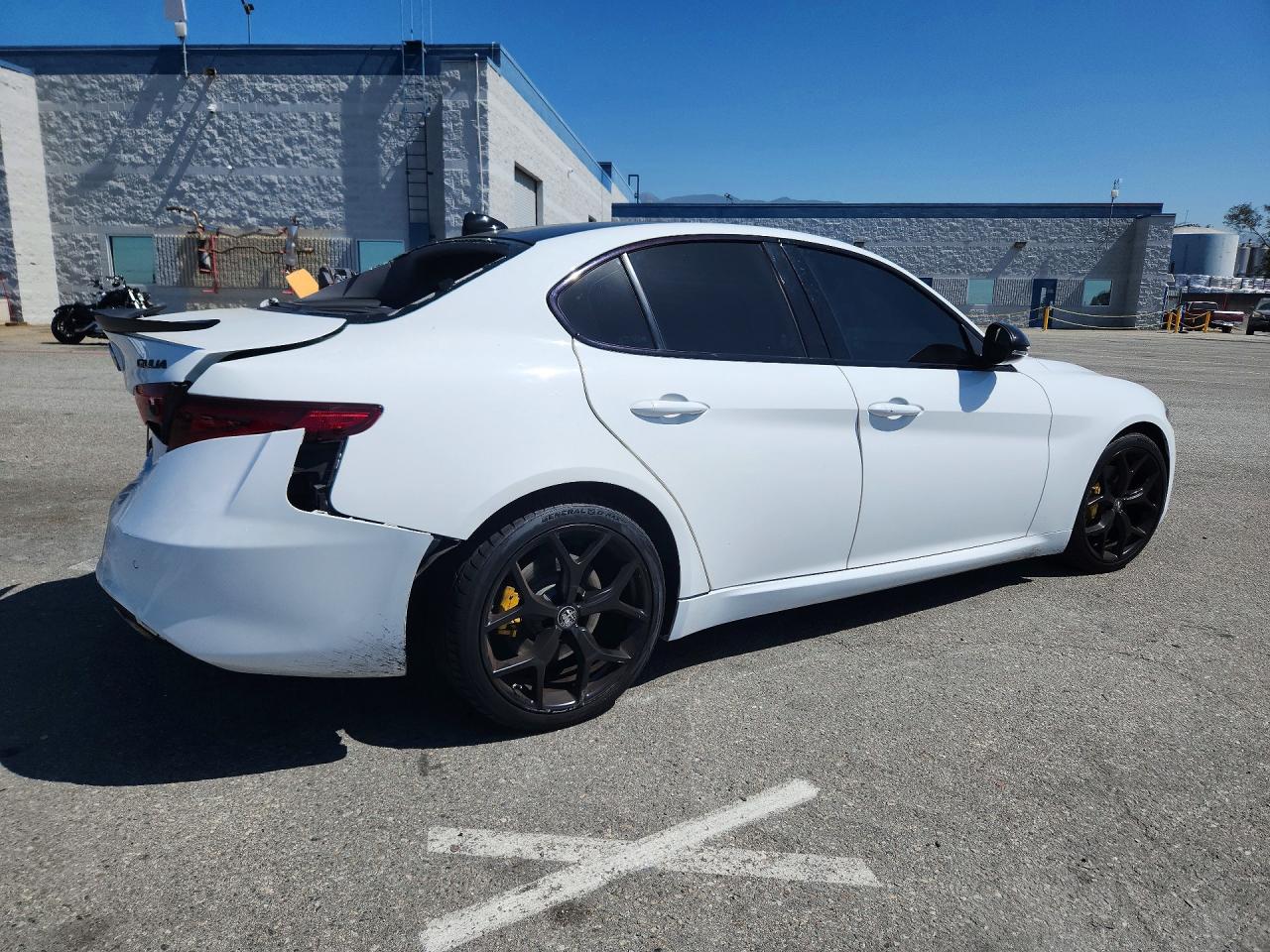 2021 ALFA ROMEO GIULIA