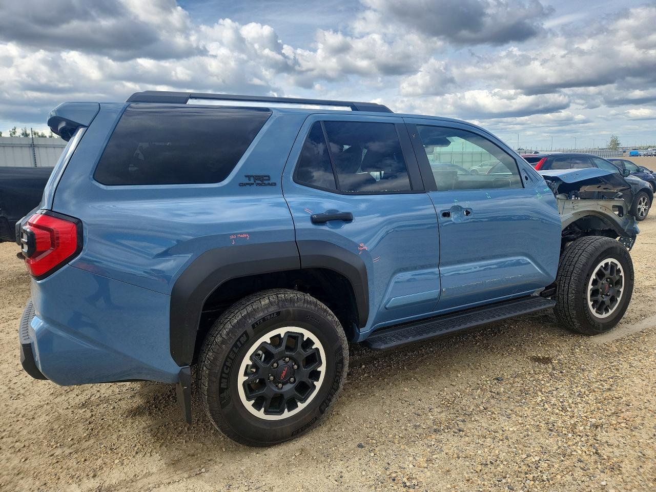 2025 TOYOTA 4RUNNER