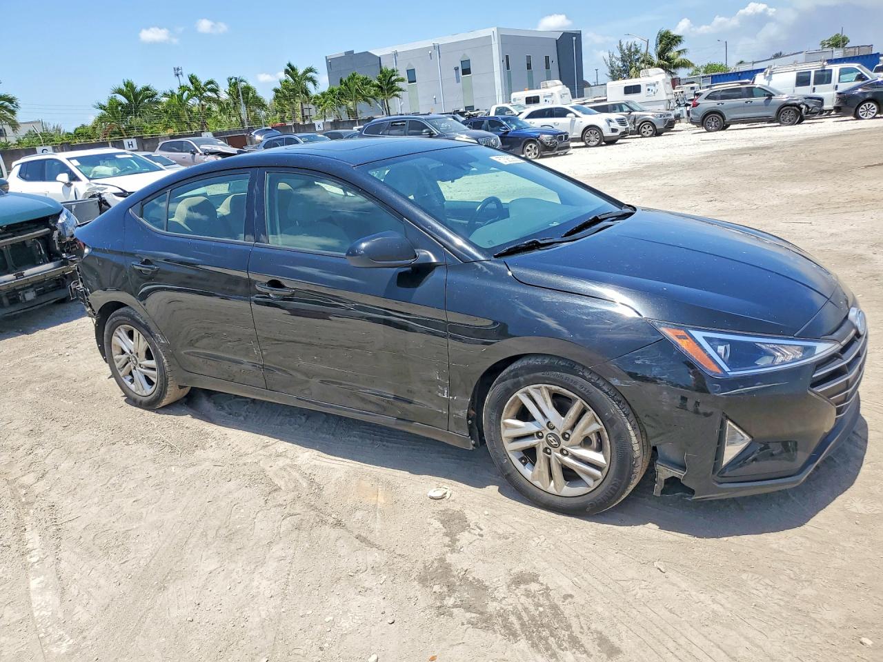 2019 HYUNDAI ELANTRA