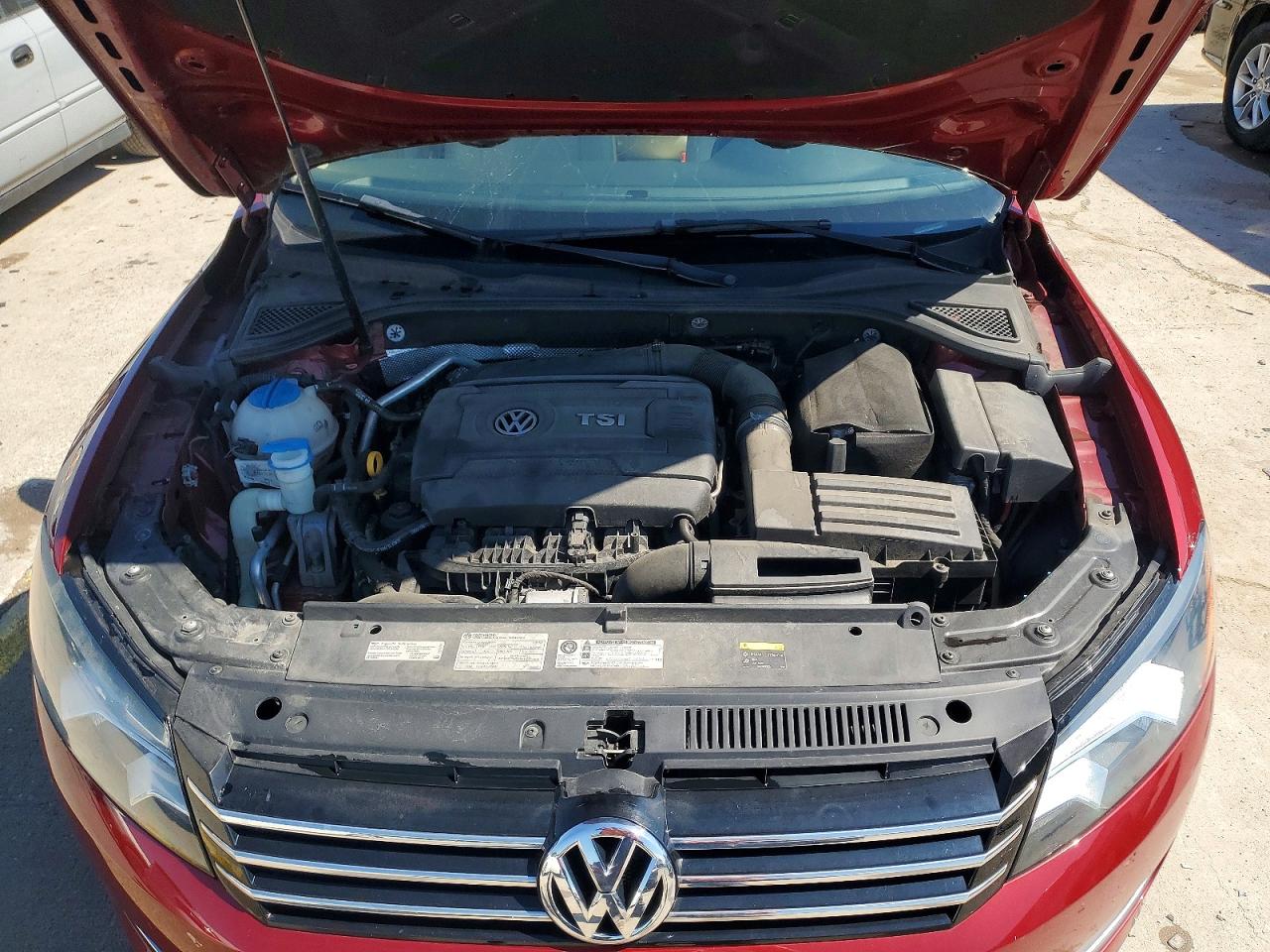 2015 VOLKSWAGEN PASSAT