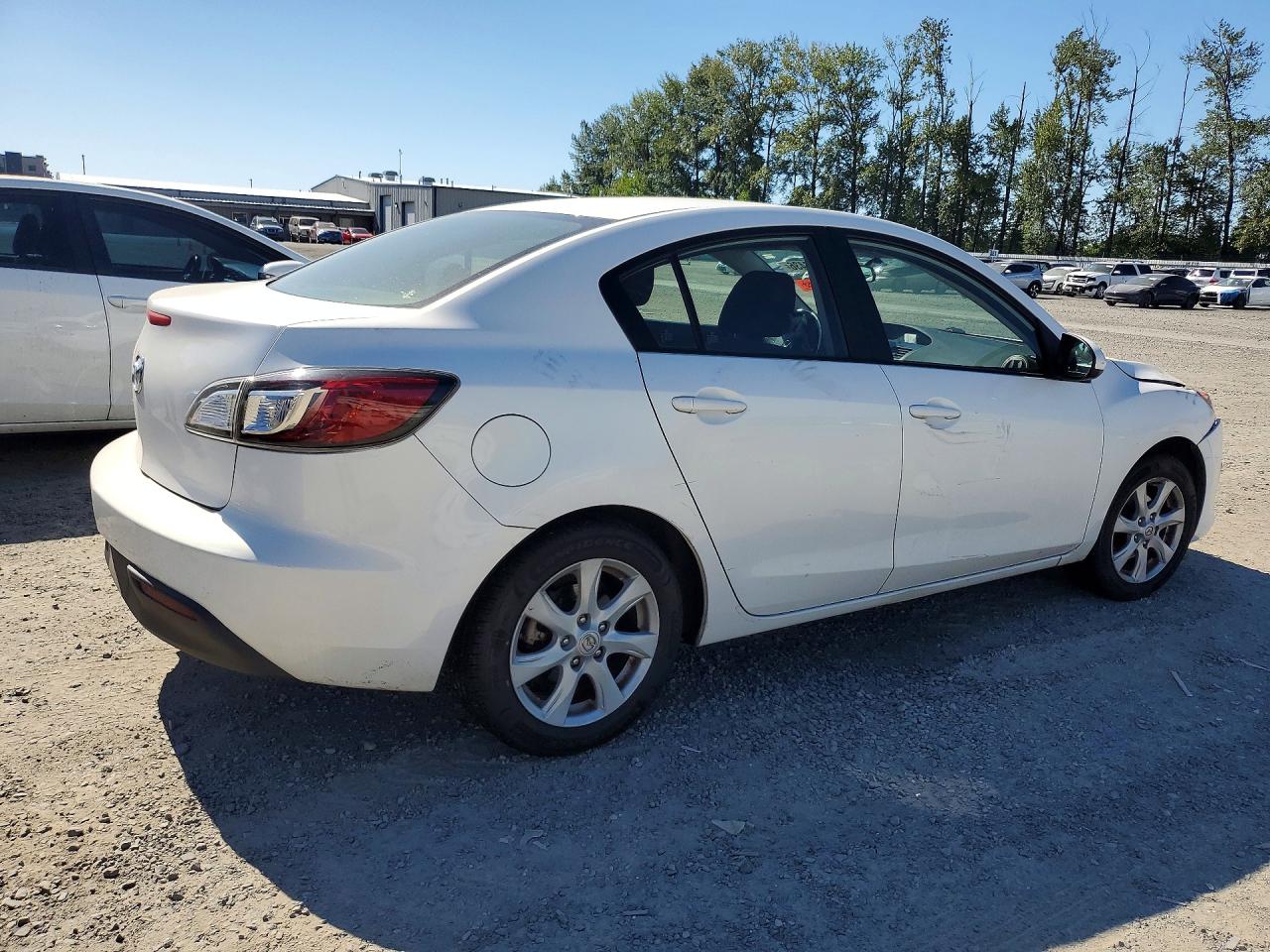 2010 MAZDA 3