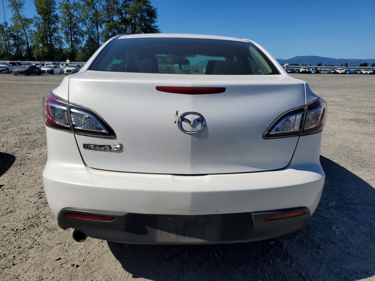 2010 MAZDA 3