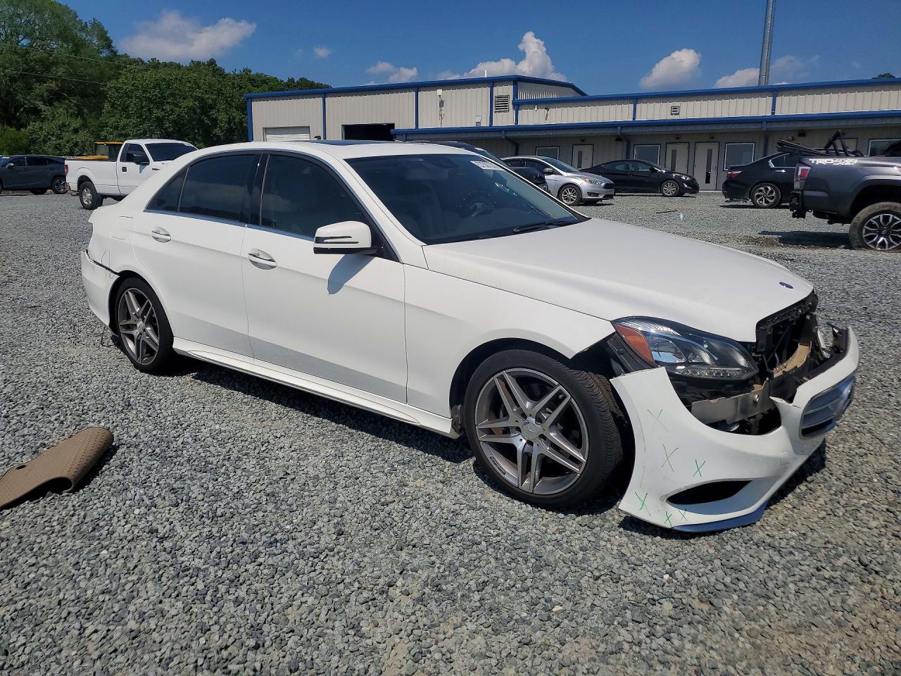 2014 MERCEDES-BENZ E-CLASS