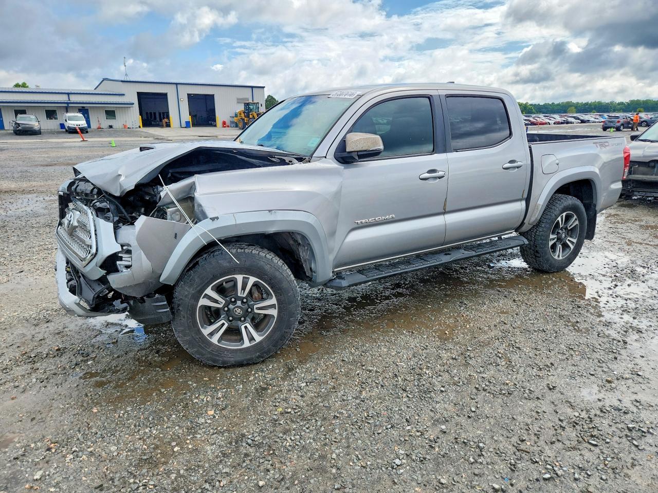 2017 TOYOTA TACOMA