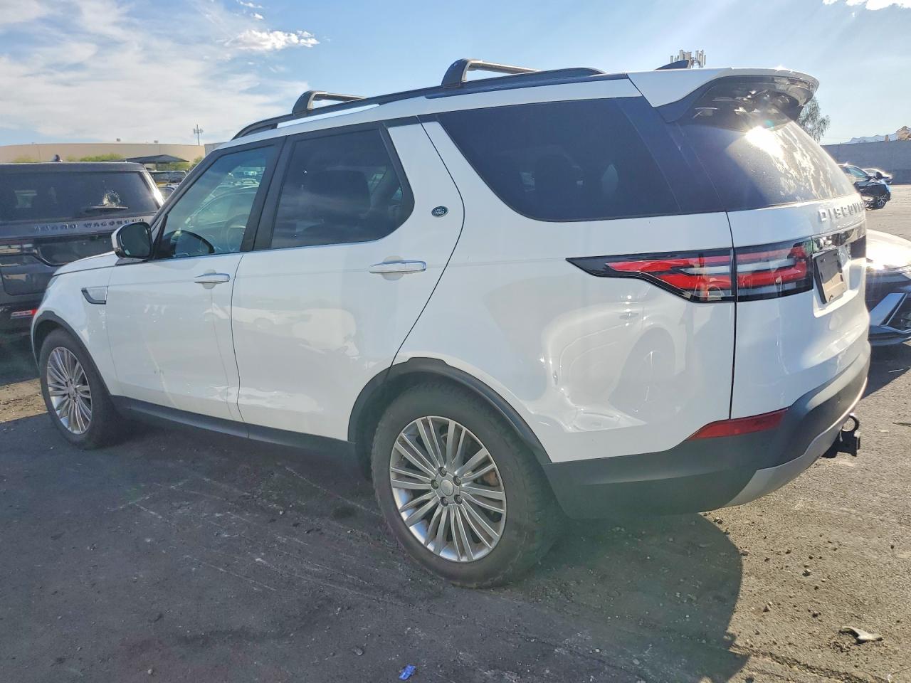 2017 LAND ROVER DISCOVERY