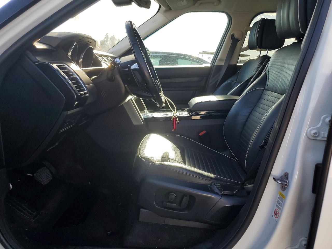 2017 LAND ROVER DISCOVERY