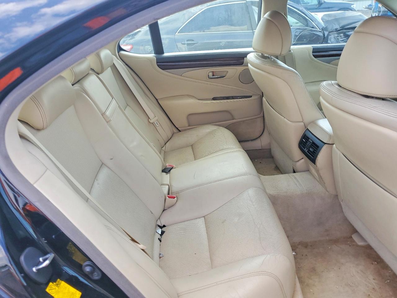 2014 LEXUS LS460