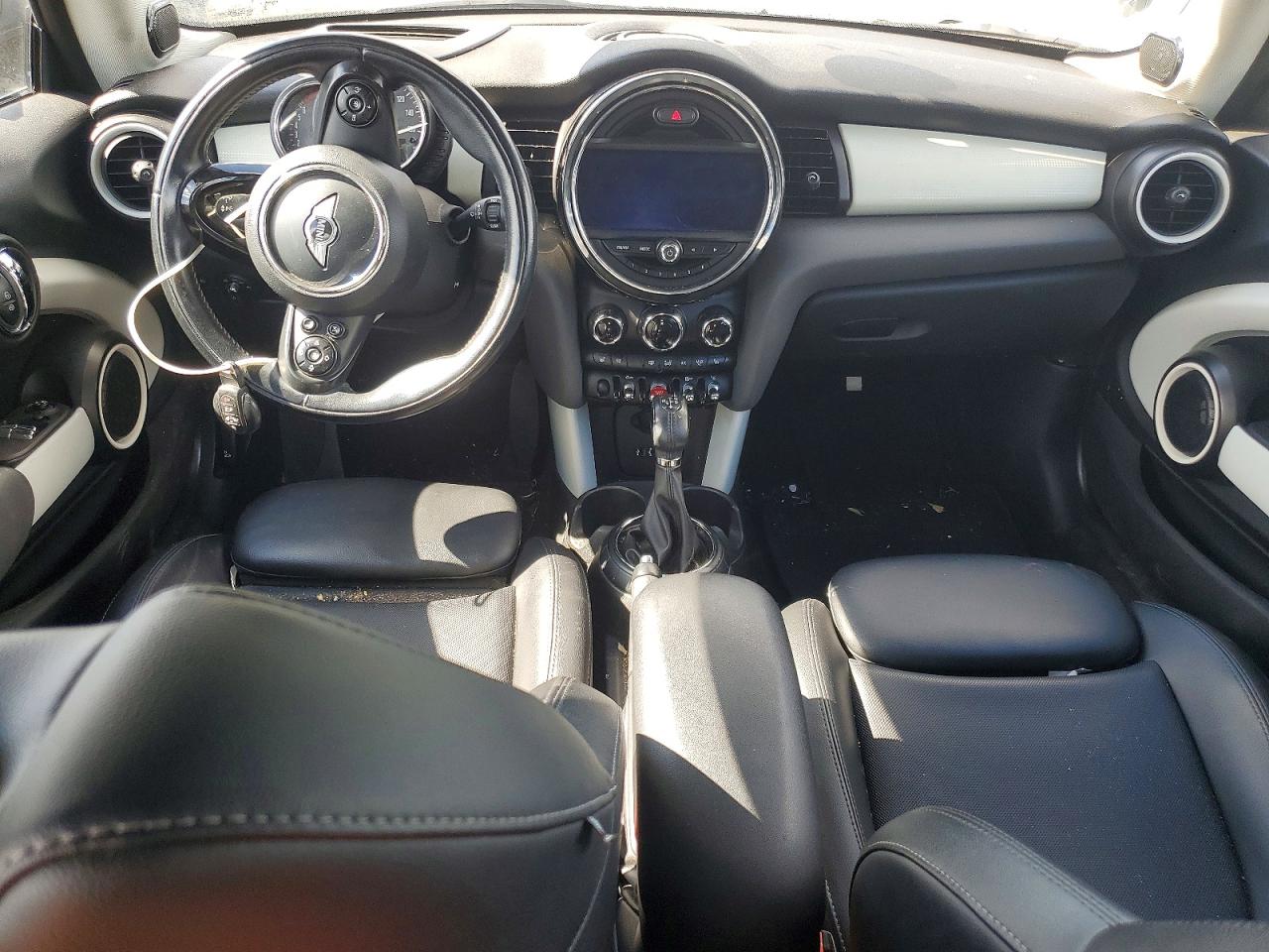 2014 MINI COOPER