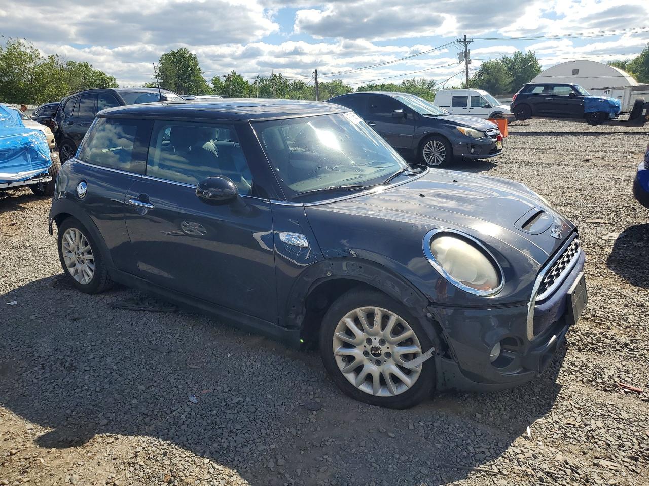 2014 MINI COOPER