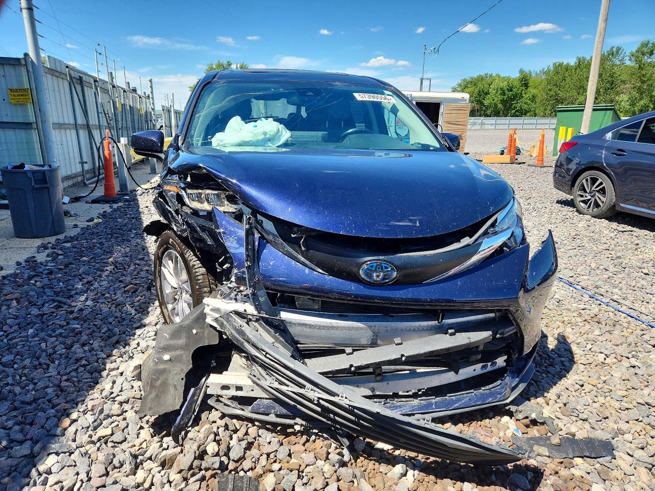 2022 TOYOTA SIENNA