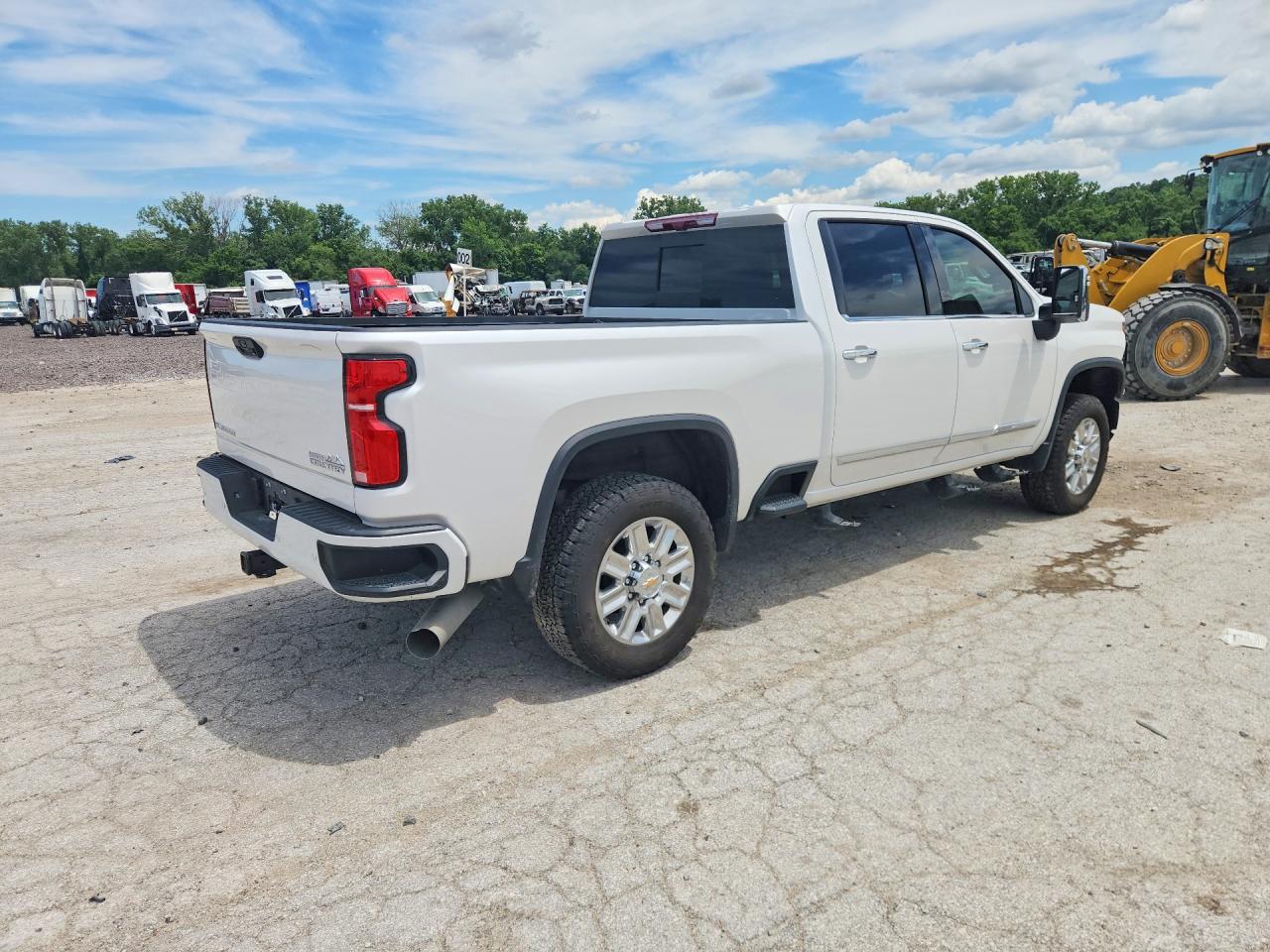 2025 CHEVROLET SILVERADO