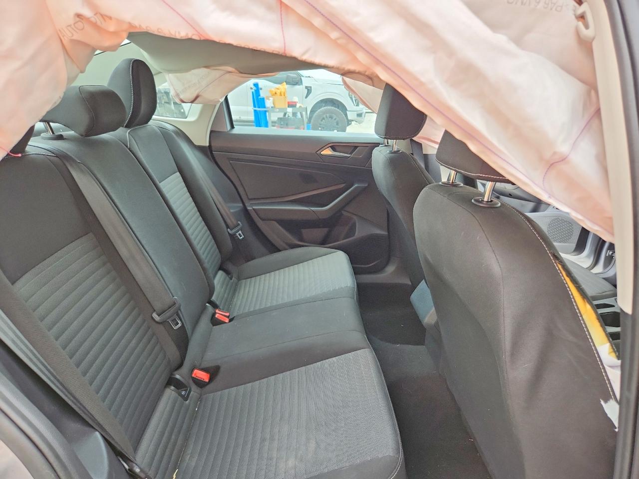 2025 VOLKSWAGEN JETTA