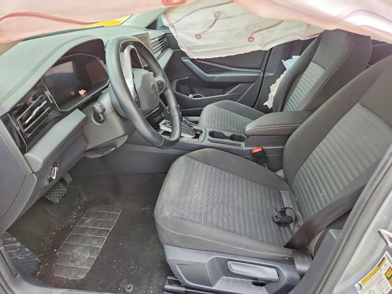 2025 VOLKSWAGEN JETTA