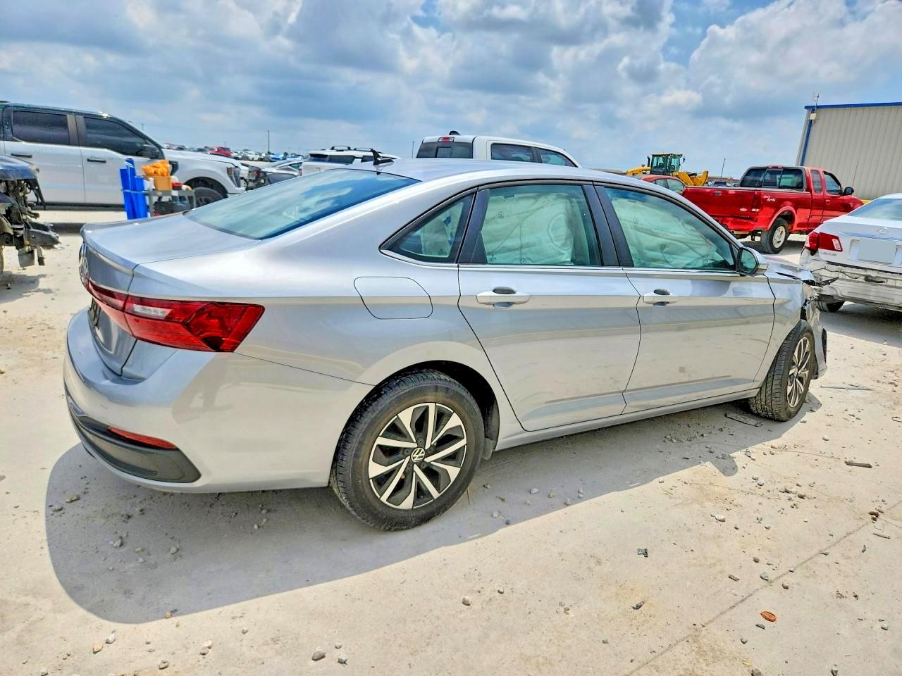 2025 VOLKSWAGEN JETTA