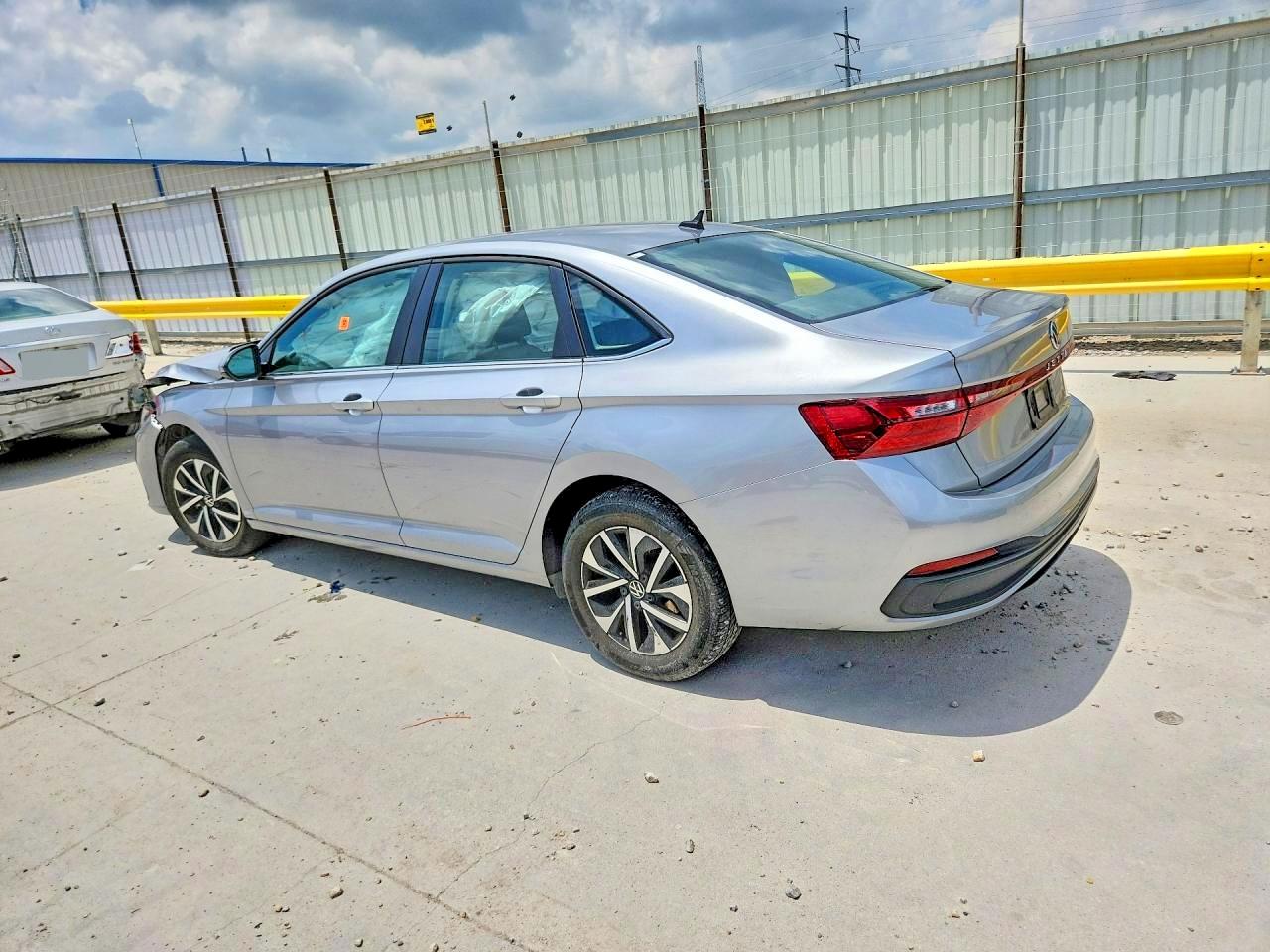 2025 VOLKSWAGEN JETTA