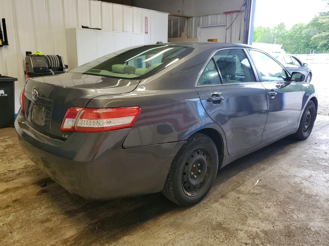 2010 TOYOTA CAMRY