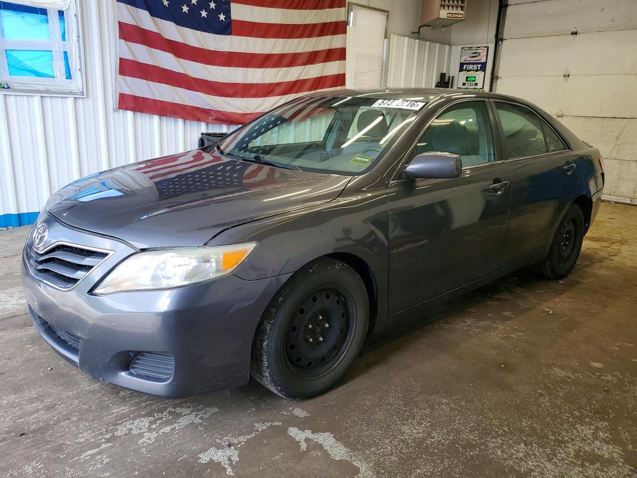 2010 TOYOTA CAMRY