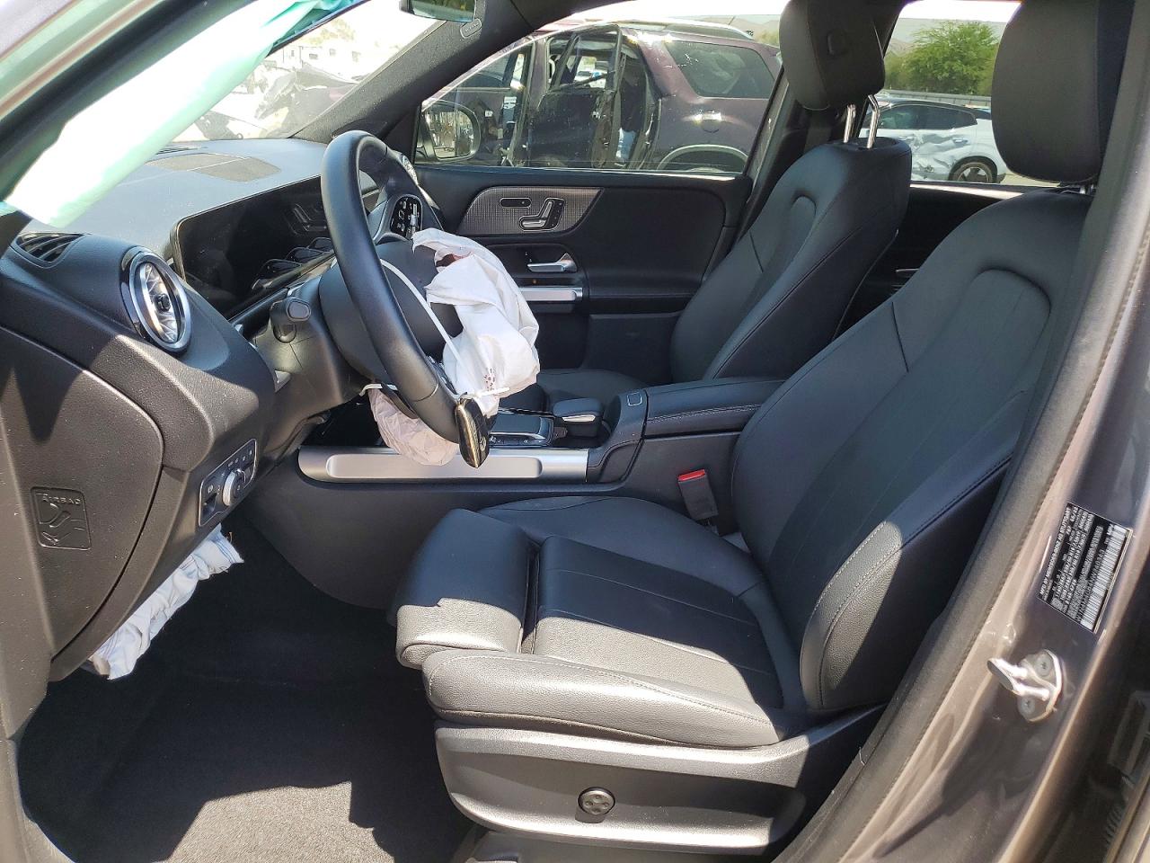 2022 MERCEDES-BENZ GLB