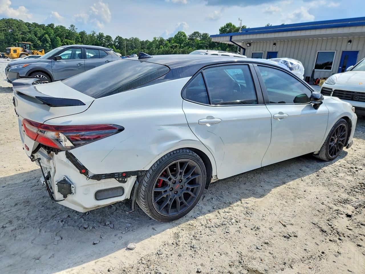 2022 TOYOTA CAMRY