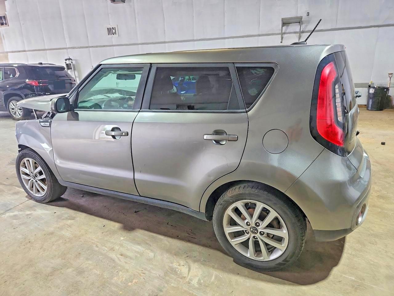 2017 KIA SOUL