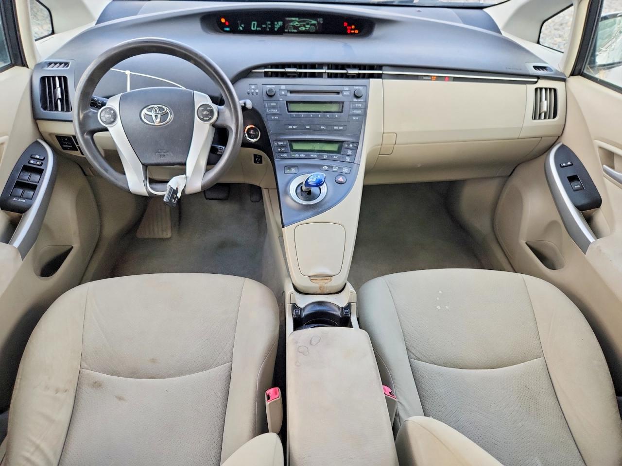 2011 TOYOTA PRIUS