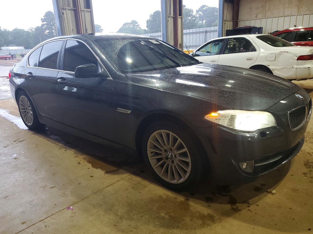 2011 BMW 5 SERIES