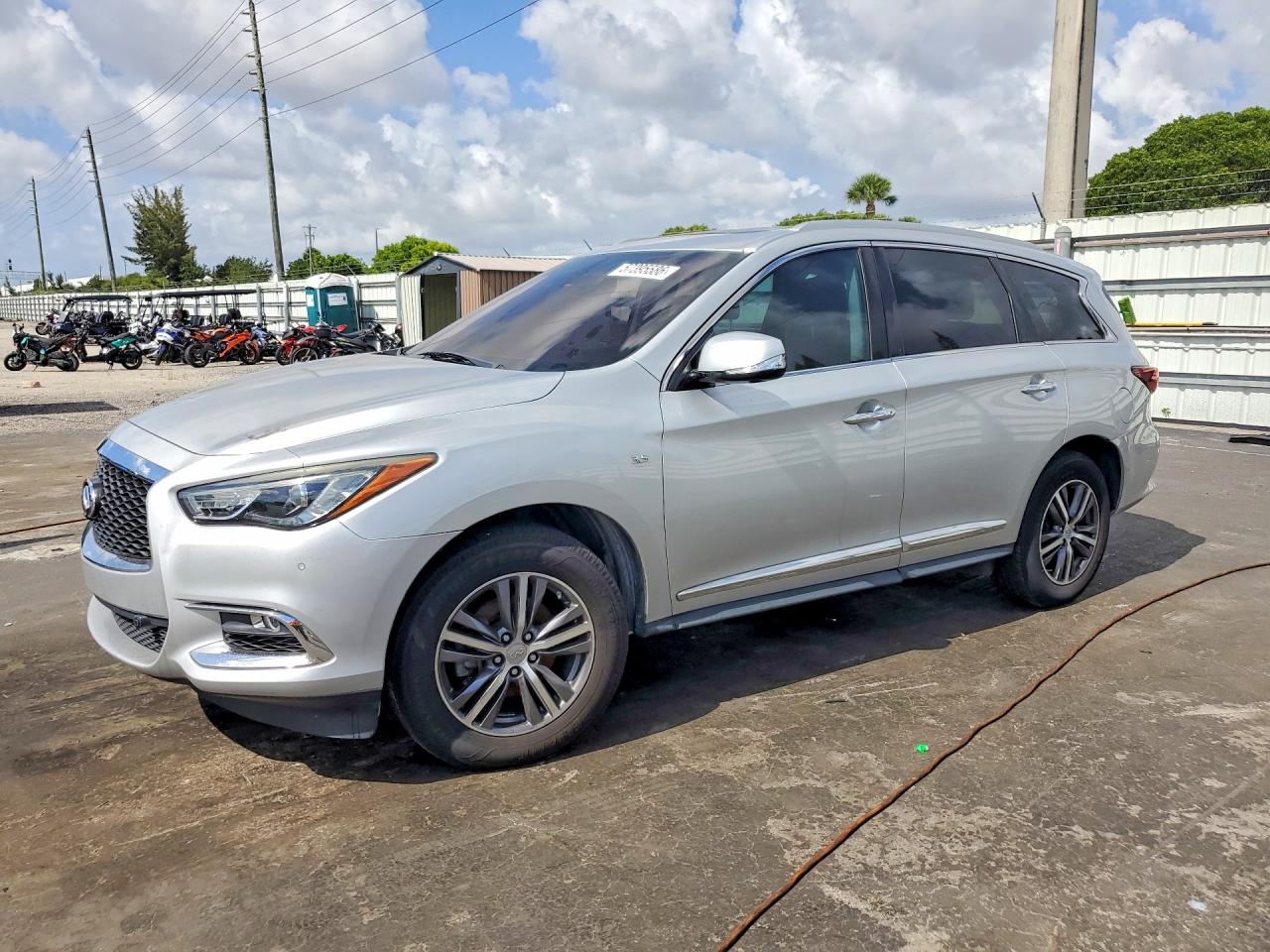 2019 INFINITI QX60