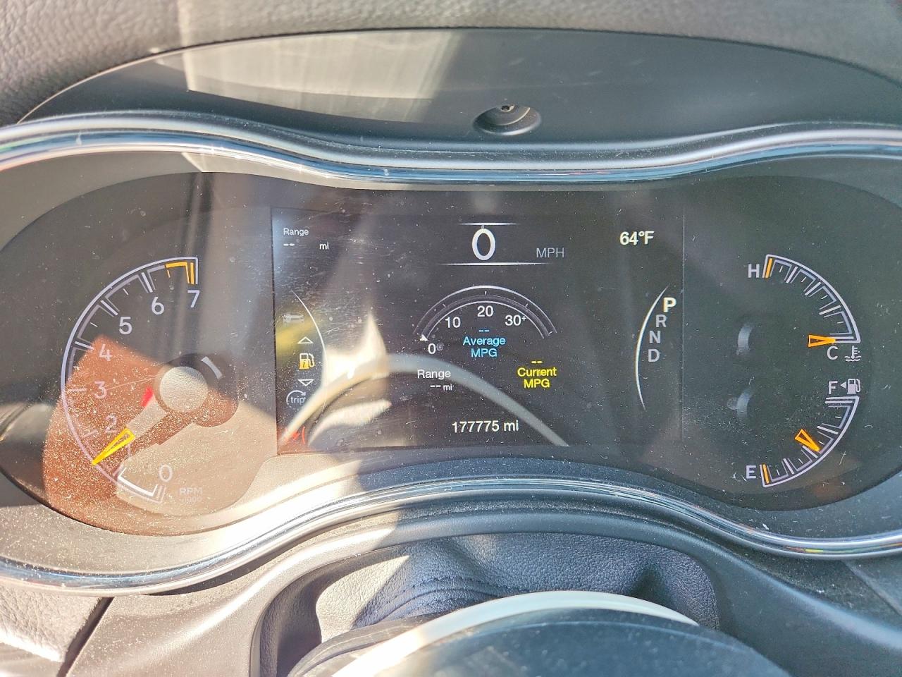2019 JEEP CHEROKEE