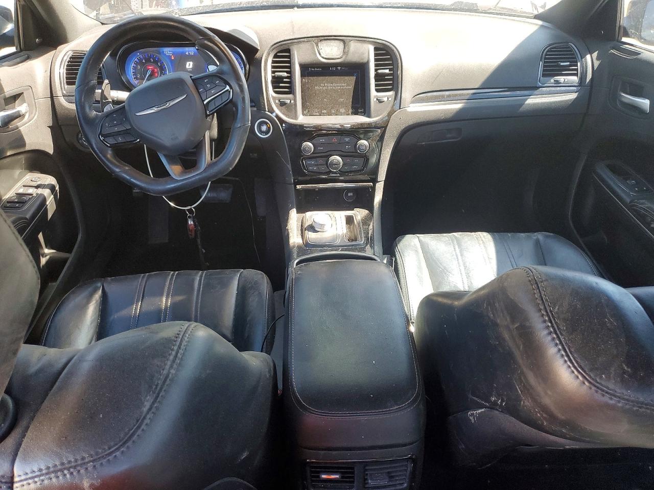 2019 CHRYSLER 300