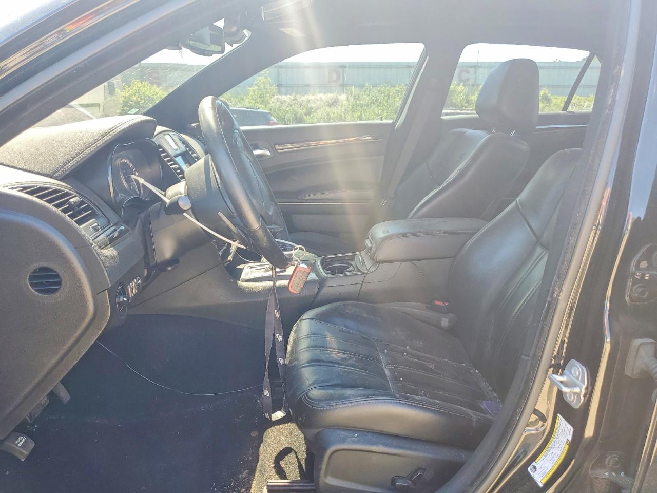 2019 CHRYSLER 300