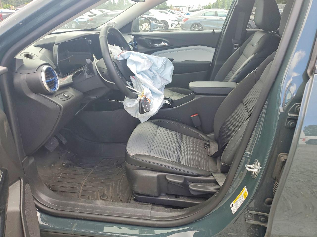 2025 CHEVROLET TRAX