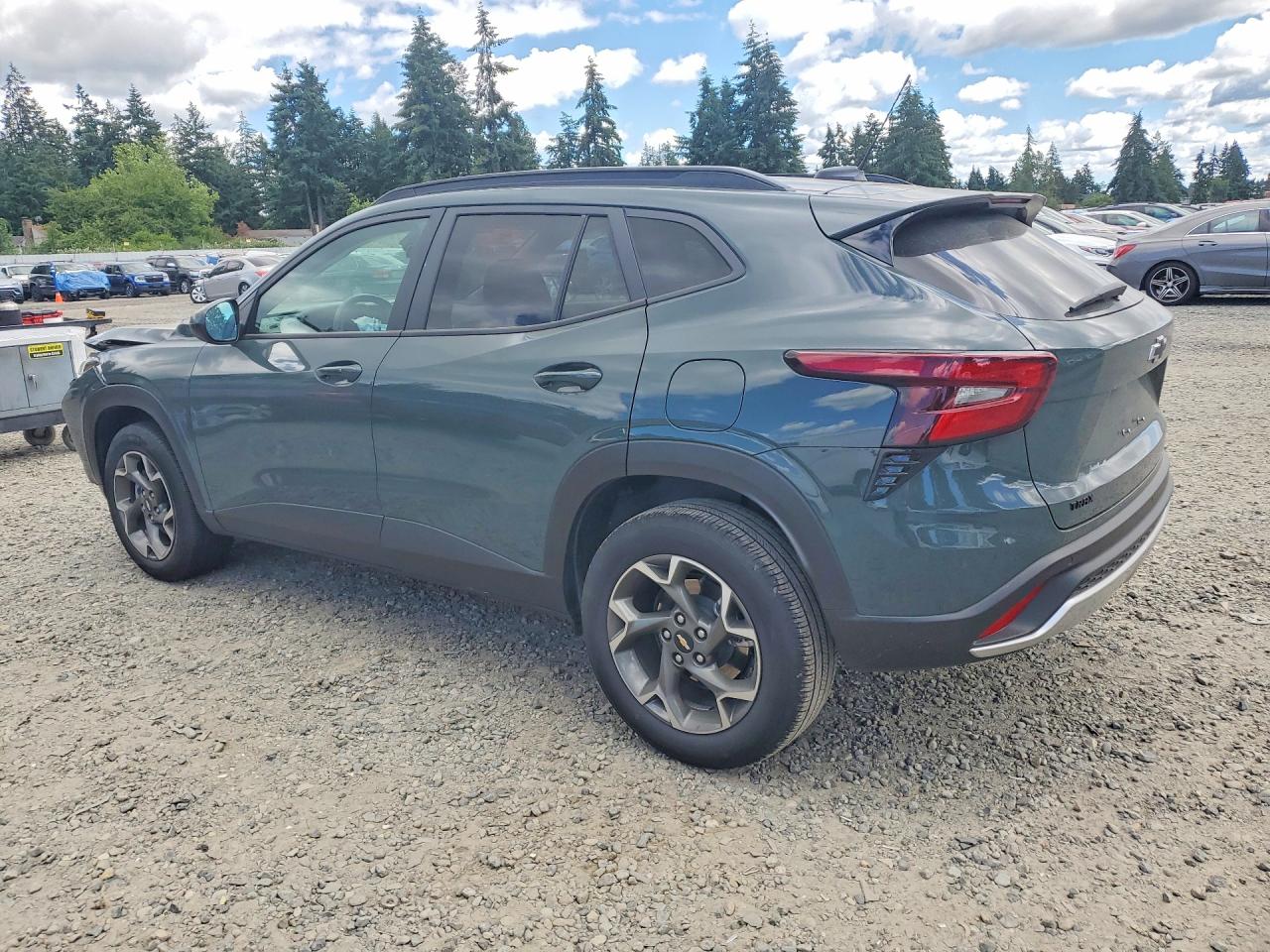 2025 CHEVROLET TRAX