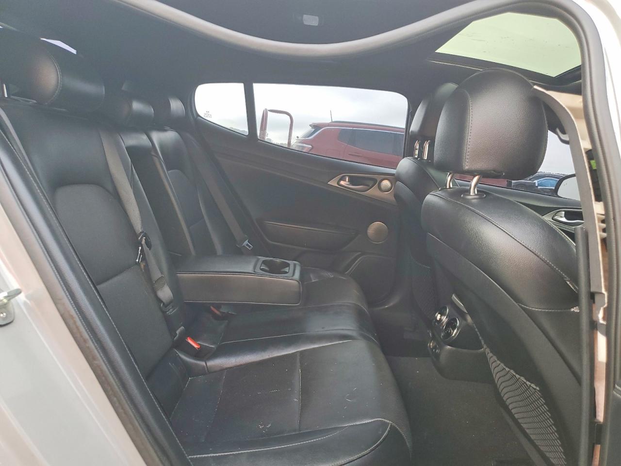 2019 KIA STINGER