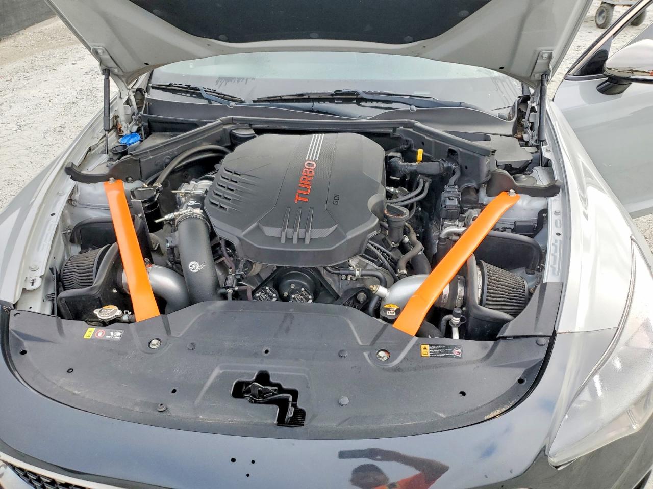 2019 KIA STINGER
