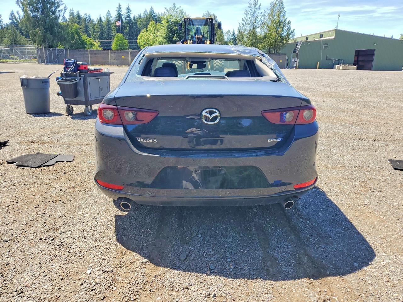 2025 MAZDA 3