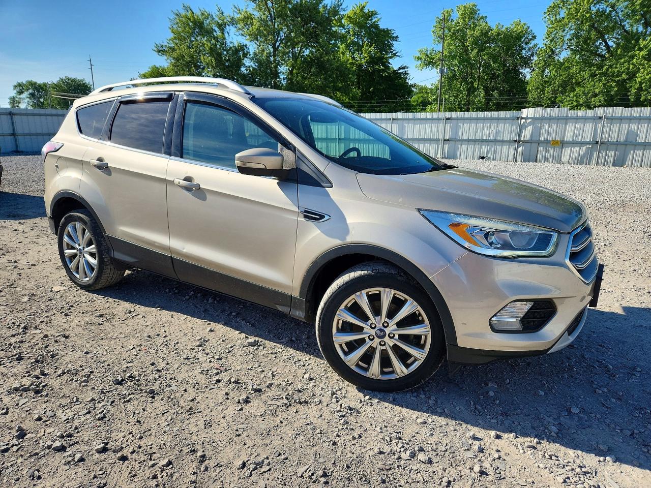 2017 FORD ESCAPE