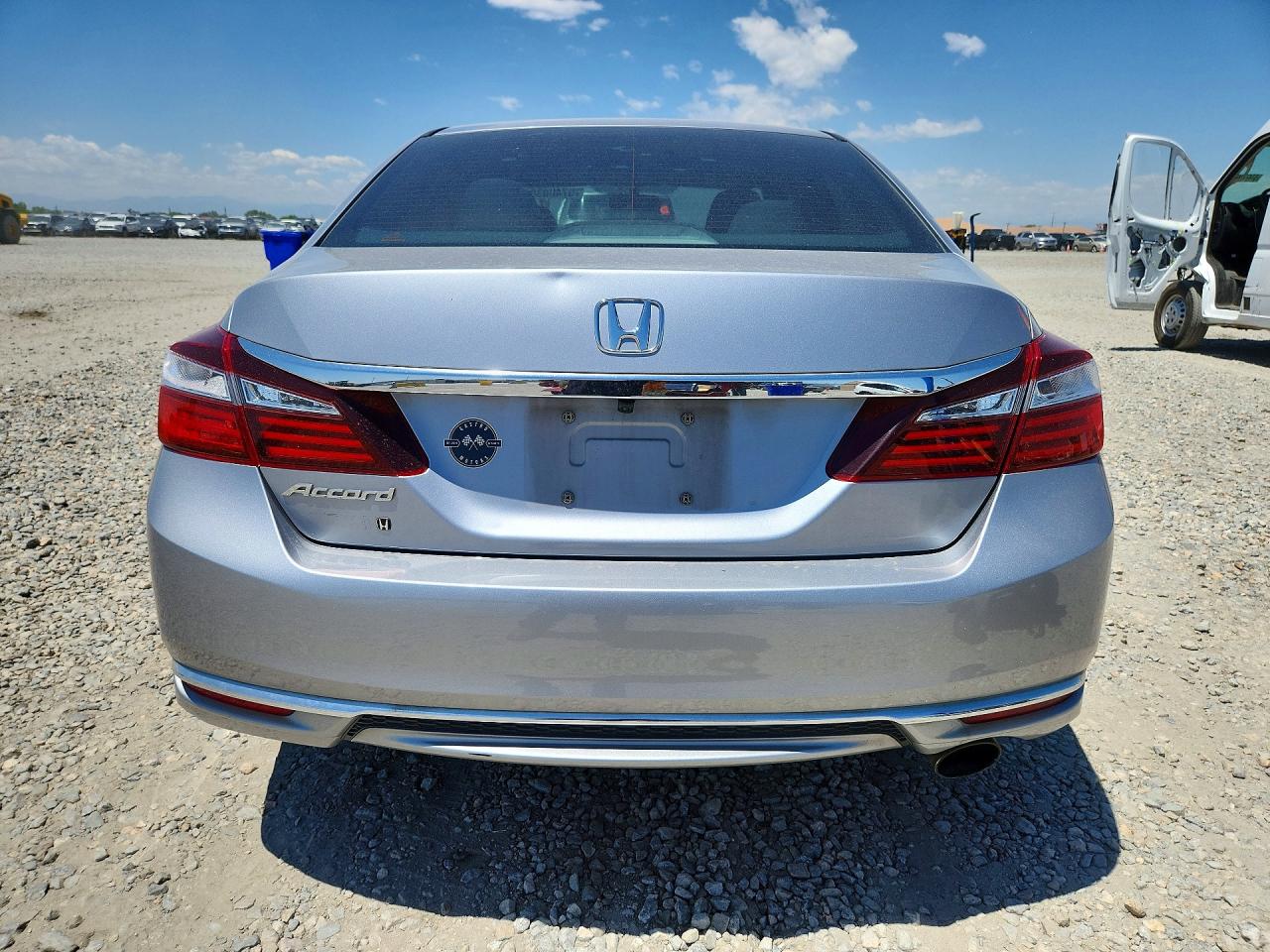 2016 HONDA ACCORD