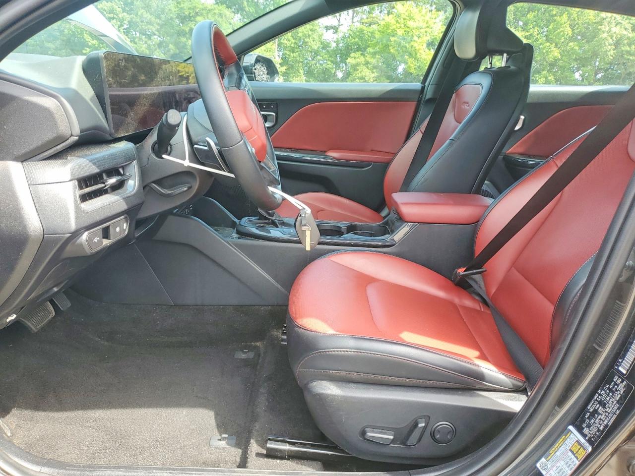 2025 KIA K4 GT LINE