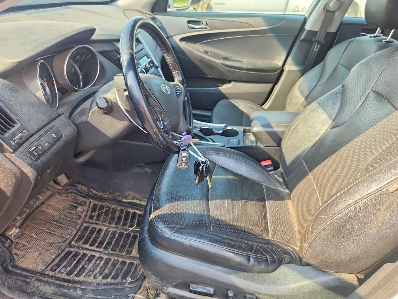 2014 HYUNDAI SONATA