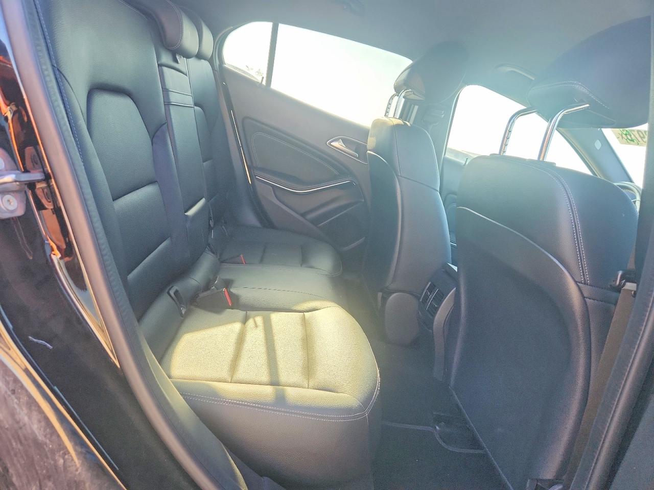 2020 MERCEDES-BENZ GLA-CLASS