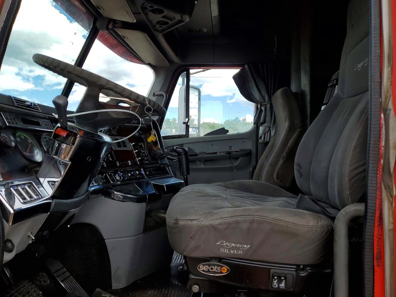 2001 FREIGHTLINER ALL OTHER