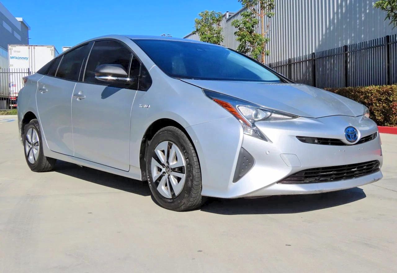 2018 TOYOTA PRIUS