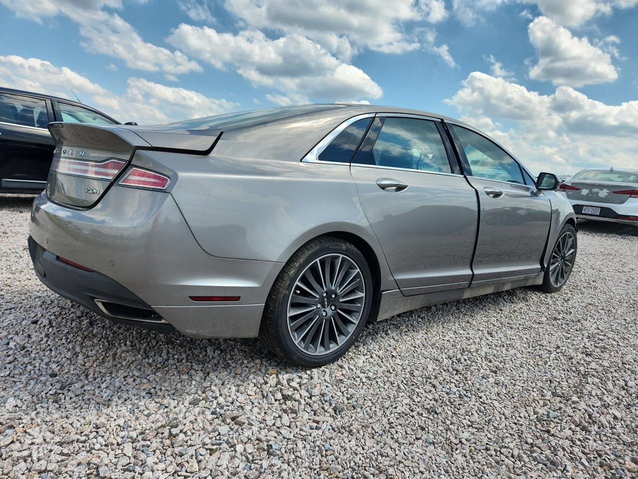 2016 LINCOLN MKZ