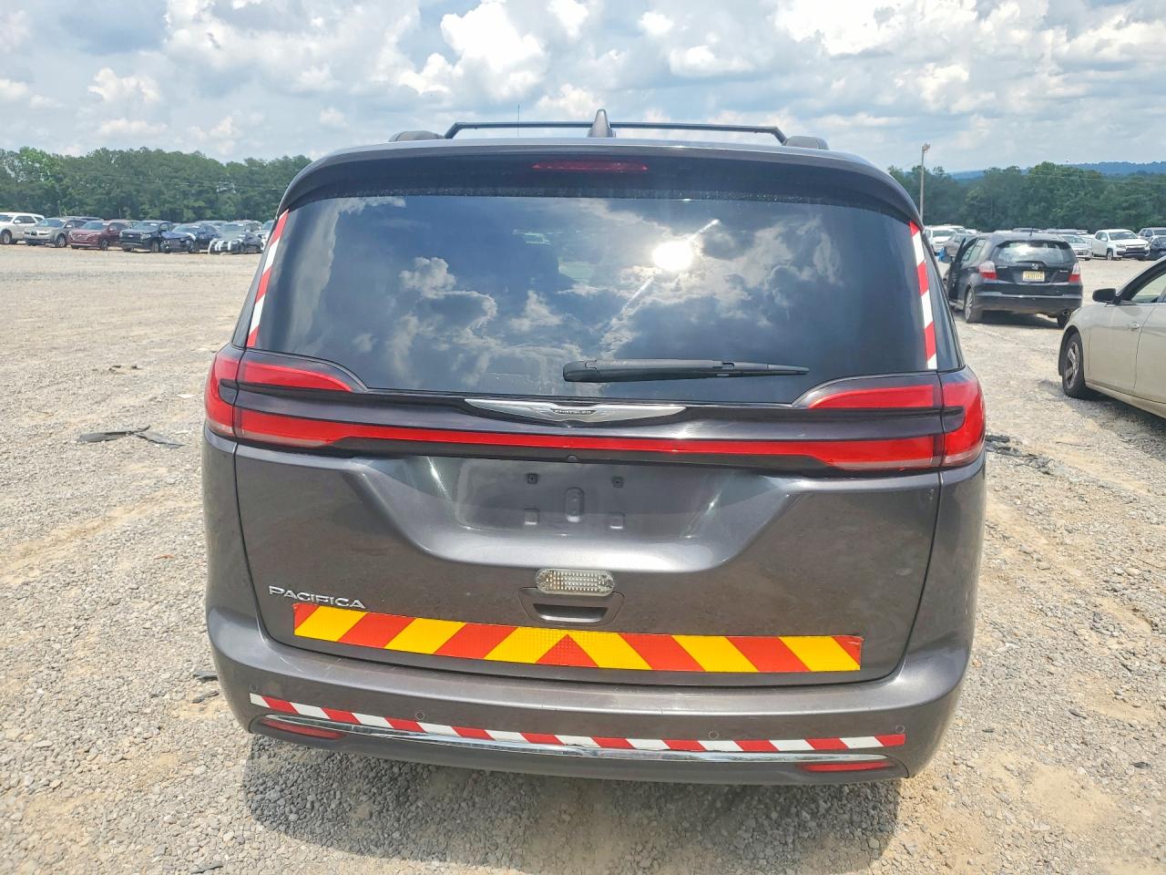 2022 CHRYSLER PACIFICA