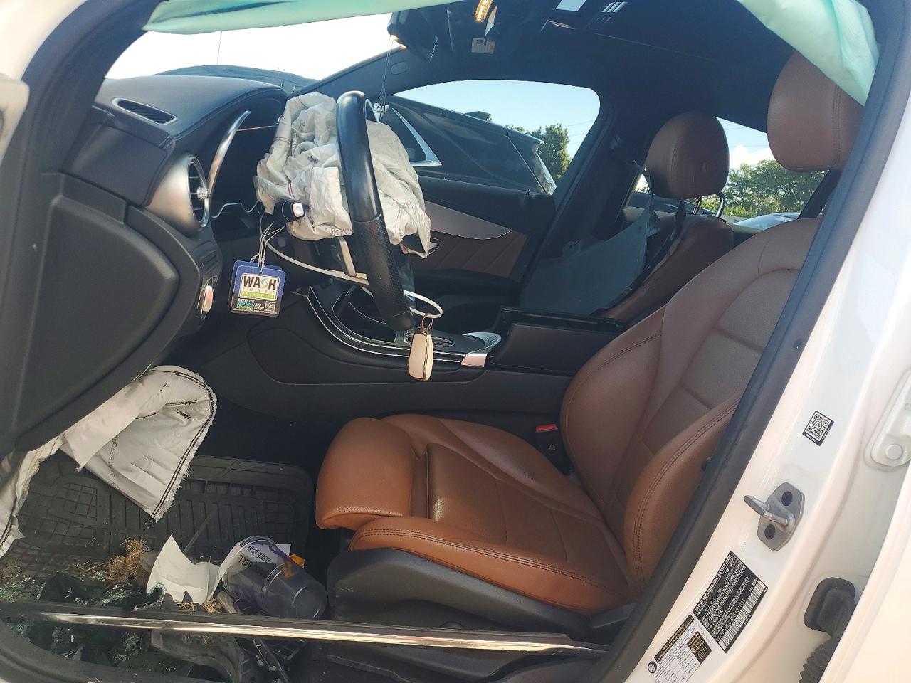 2023 MERCEDES-BENZ GLC-CLASS