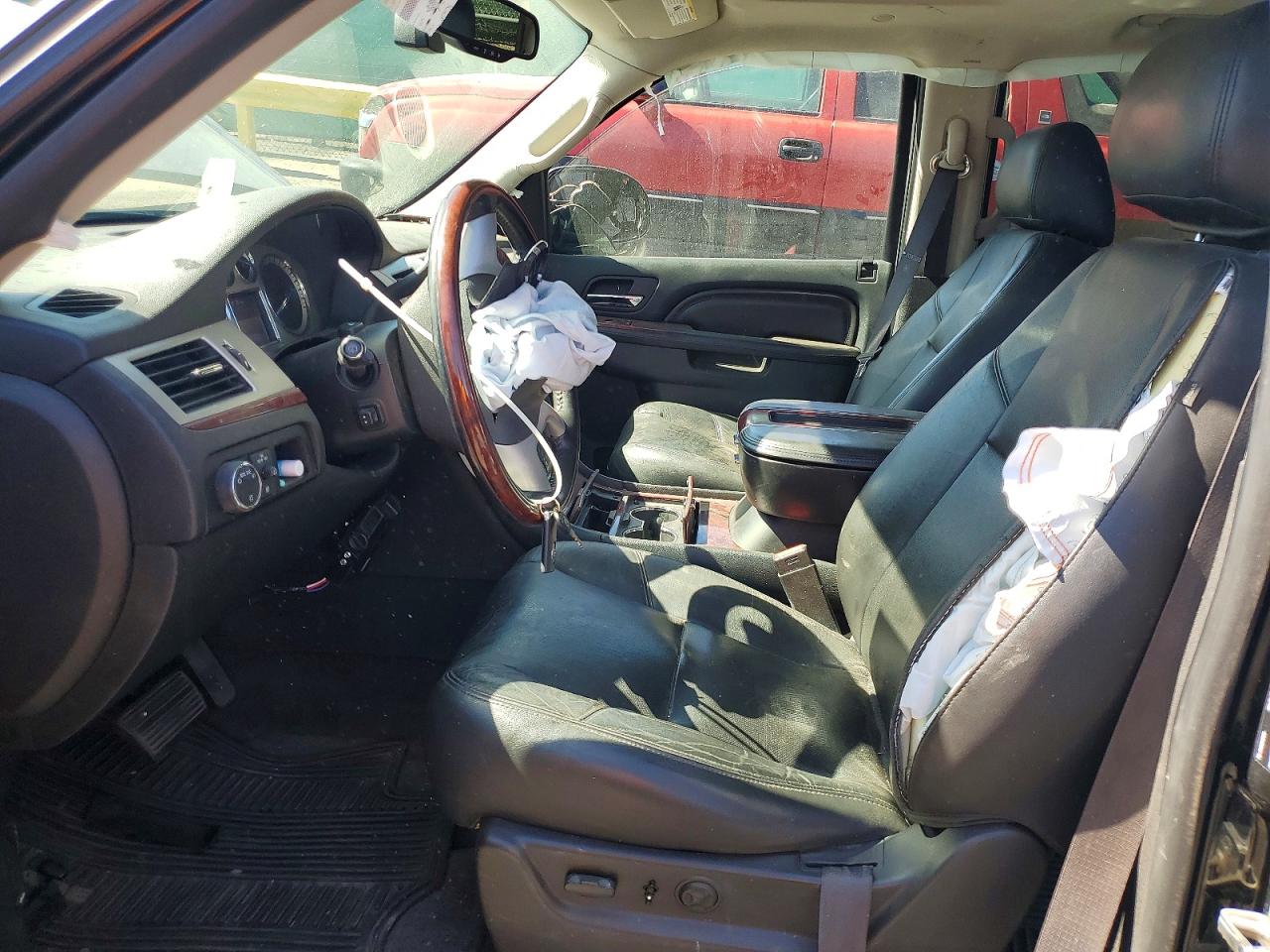 2012 CADILLAC ESCALADE
