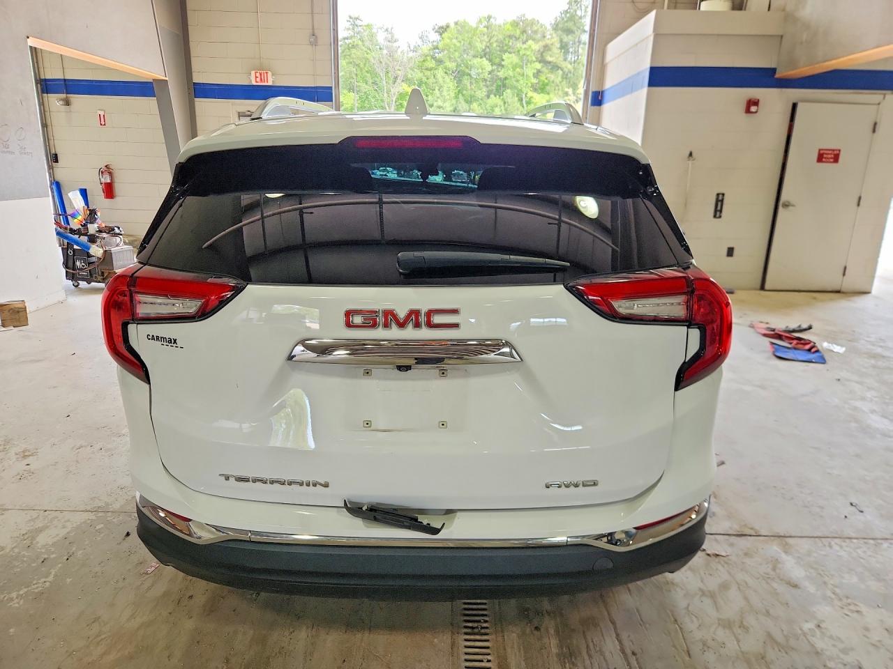 2023 GMC TERRAIN